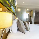 Aselia 4*