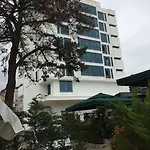 Aselia 호텔 4*