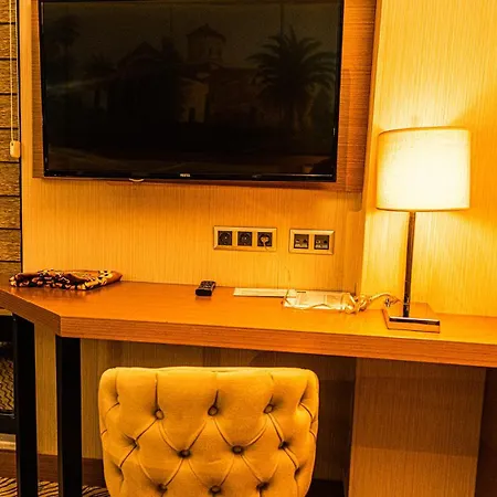 Aselia Hotel